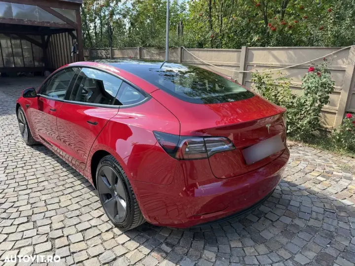 Tesla Model 3 Langstreckenbatterie Allradantrieb Dual Motor
