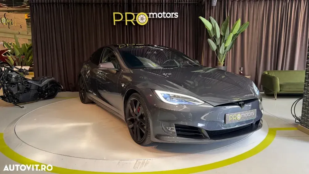 Tesla Model S Performance — imagine 3