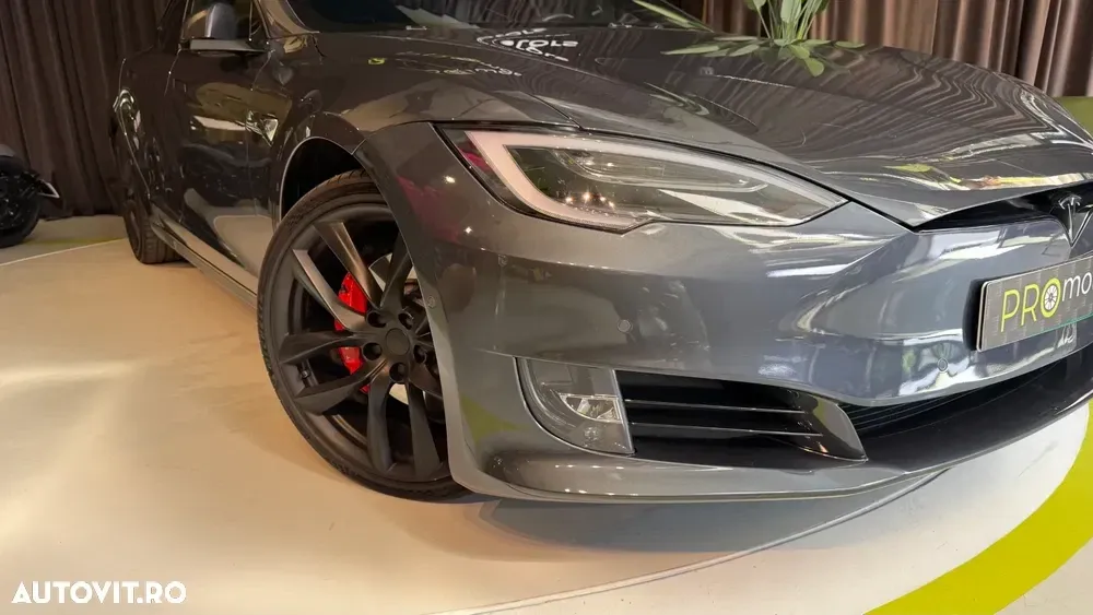 Tesla Model S Performance — imagine 2
