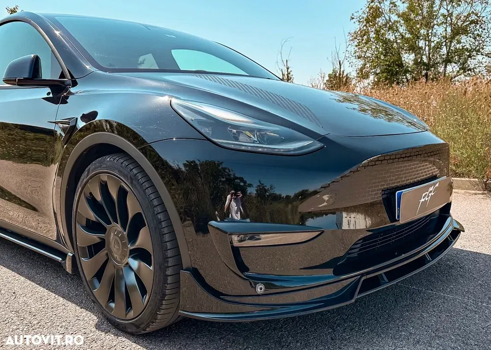 Tesla Model Y AWD Performance — imagine 5
