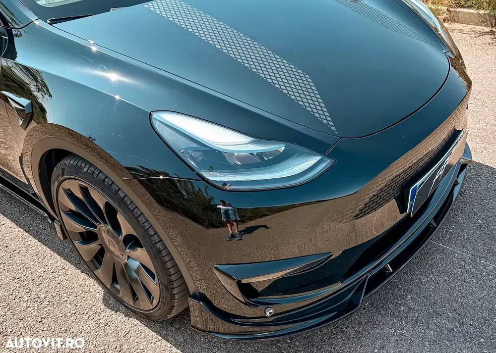Tesla Model Y AWD Performance — imagine 6