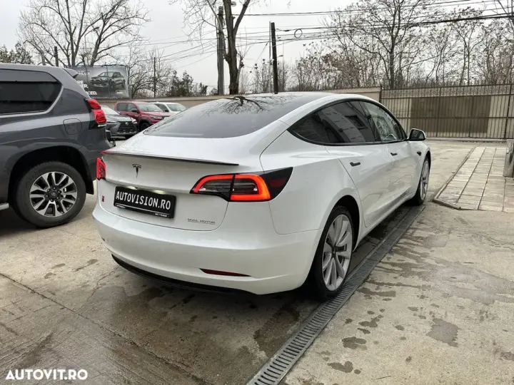 Tesla Model 3 Langstreckenbatterie Allradantrieb Dual Motor Performance