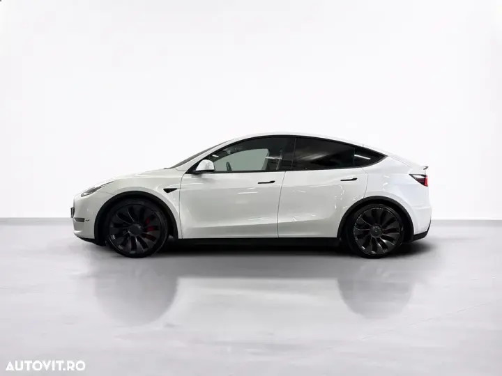 Tesla Model Y AWD Performance