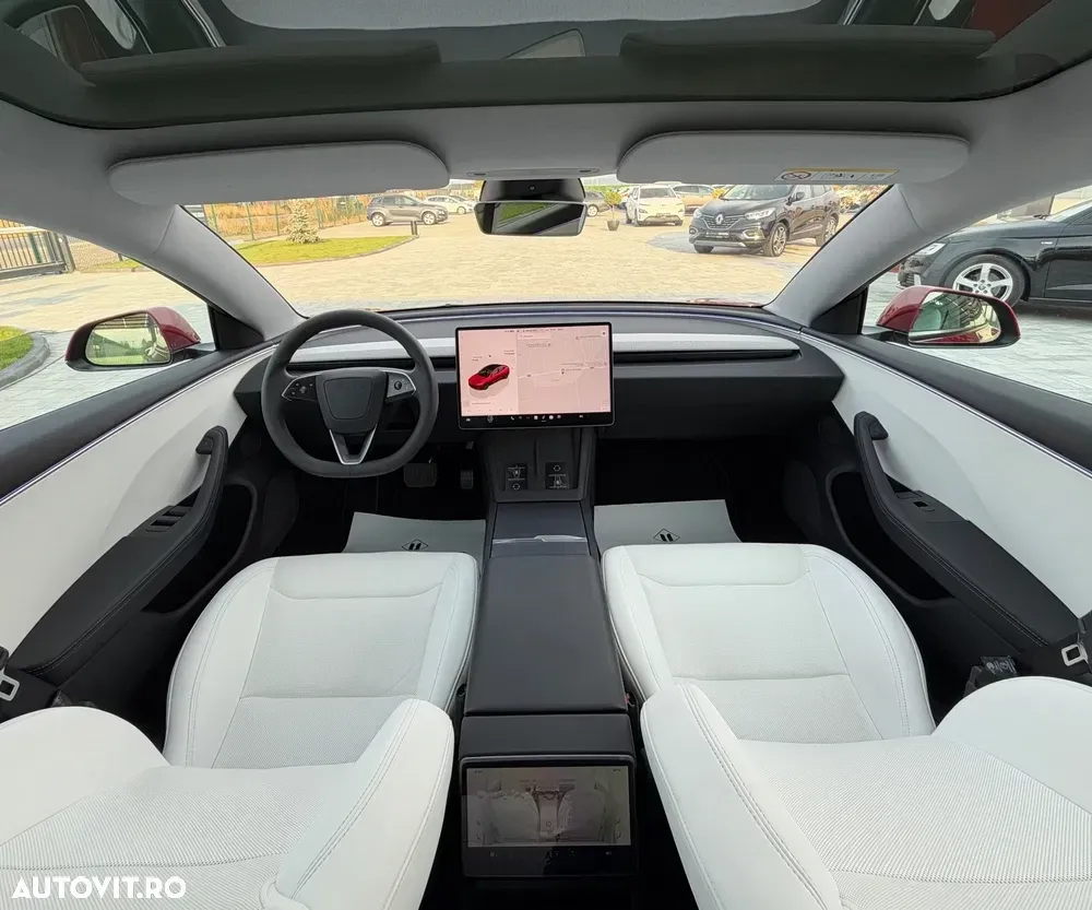 Tesla Model 3 Long Range AWD Premium — imagine 3