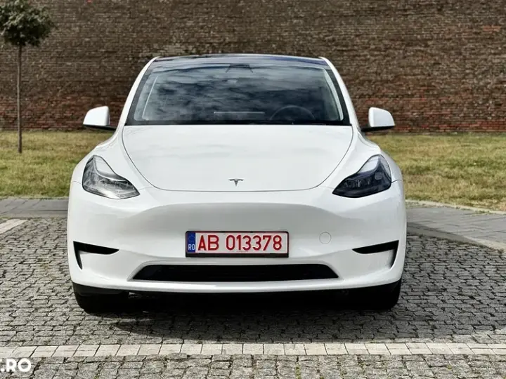 Tesla Model Y RWD