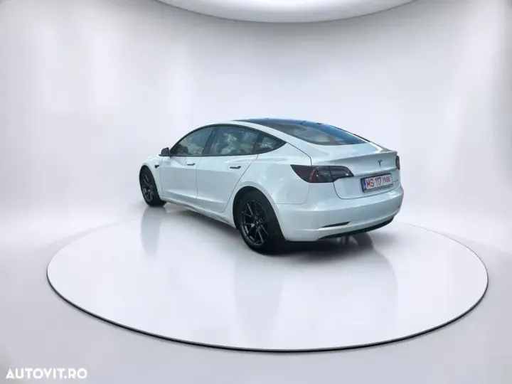 Tesla Model 3 Langstreckenbatterie Allradantrieb Dual Motor