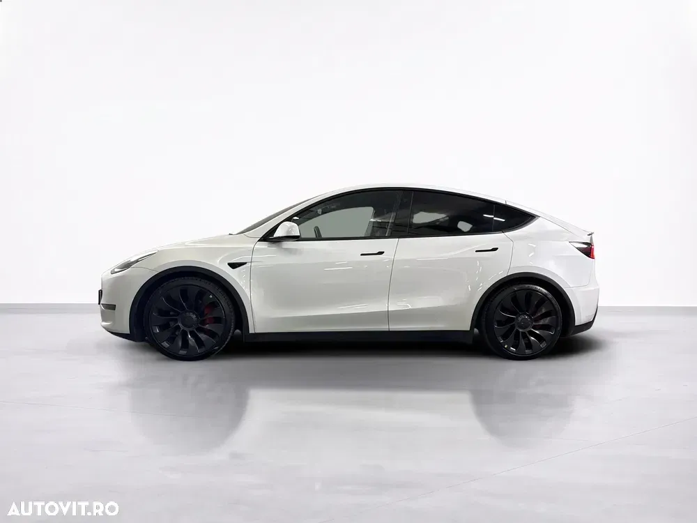 Tesla Model Y — imagine 2