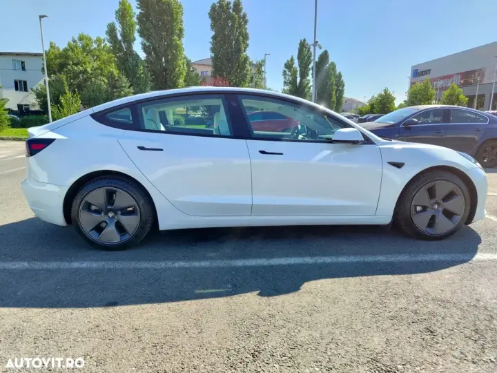 Tesla Model 3 Langstreckenbatterie Allradantrieb Dual Motor