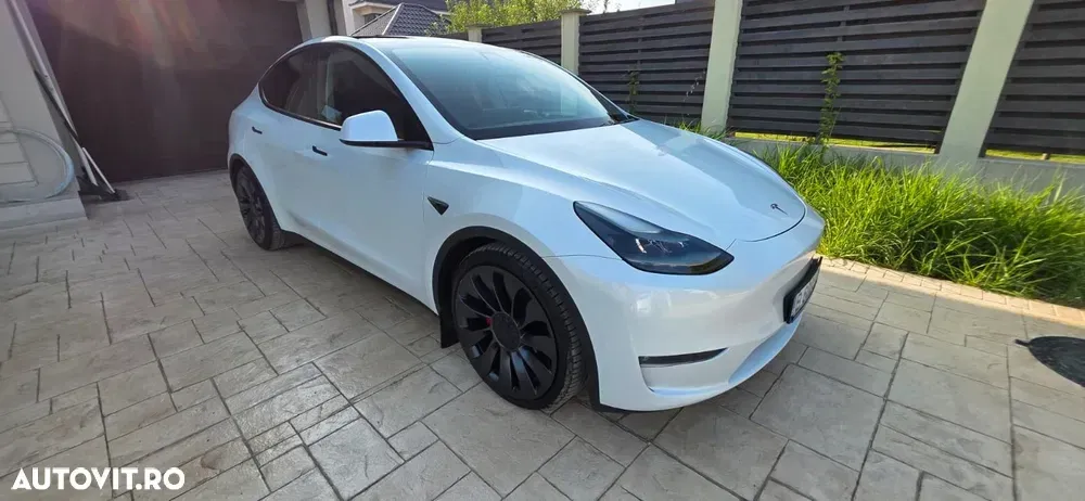 Tesla Model Y AWD Performance — imagine 6