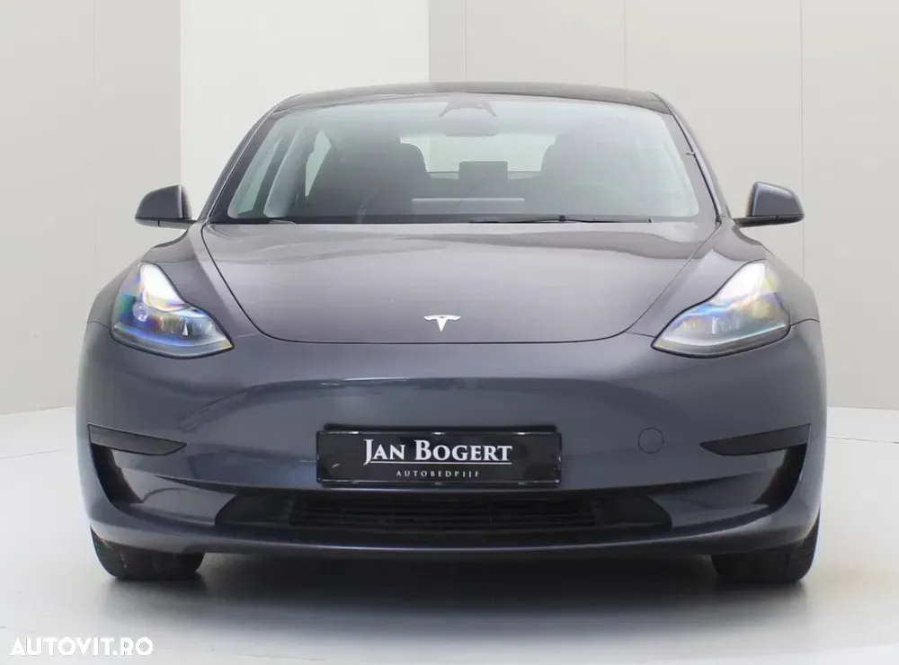 Tesla Model 3 RWD — imagine 5