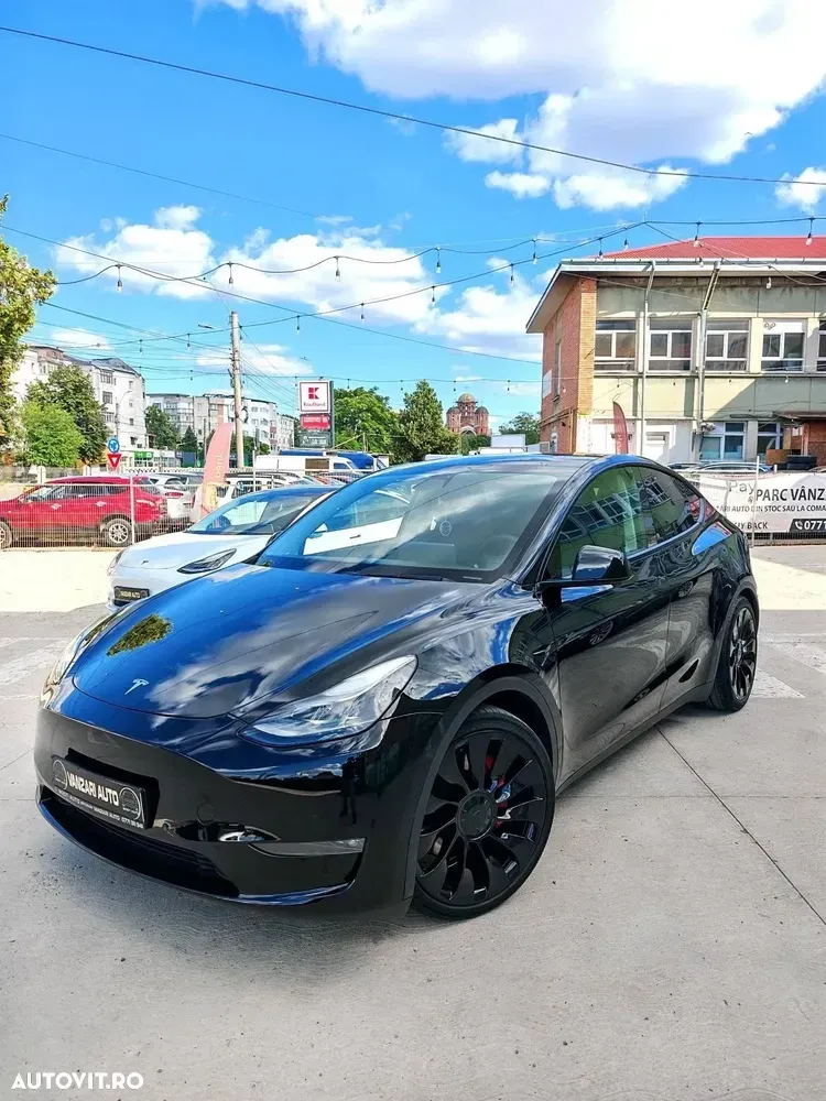 Tesla Model Y — imagine 2