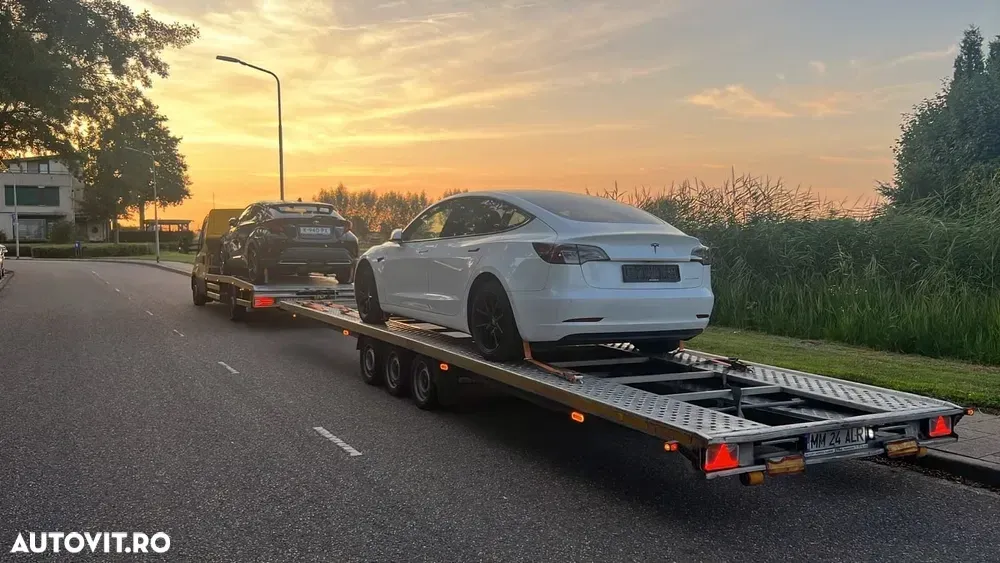 Tesla Model 3 — imagine 6