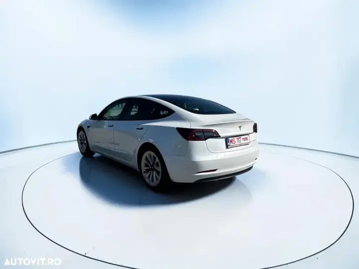 Tesla Model 3 Langstreckenbatterie Allradantrieb Dual Motor