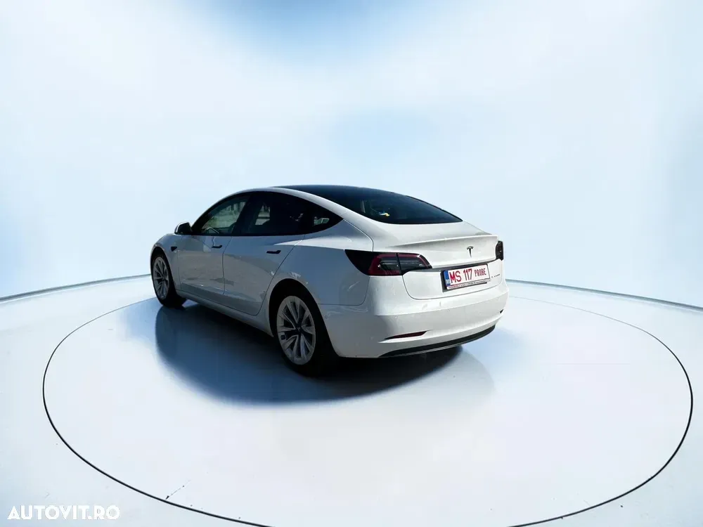 Tesla Model 3 Langstreckenbatterie Allradantrieb Dual Motor — imagine 3