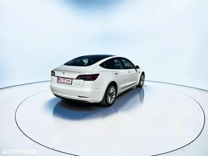 Tesla Model 3 Langstreckenbatterie Allradantrieb Dual Motor