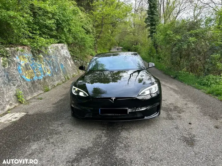 Tesla Model S Long Range