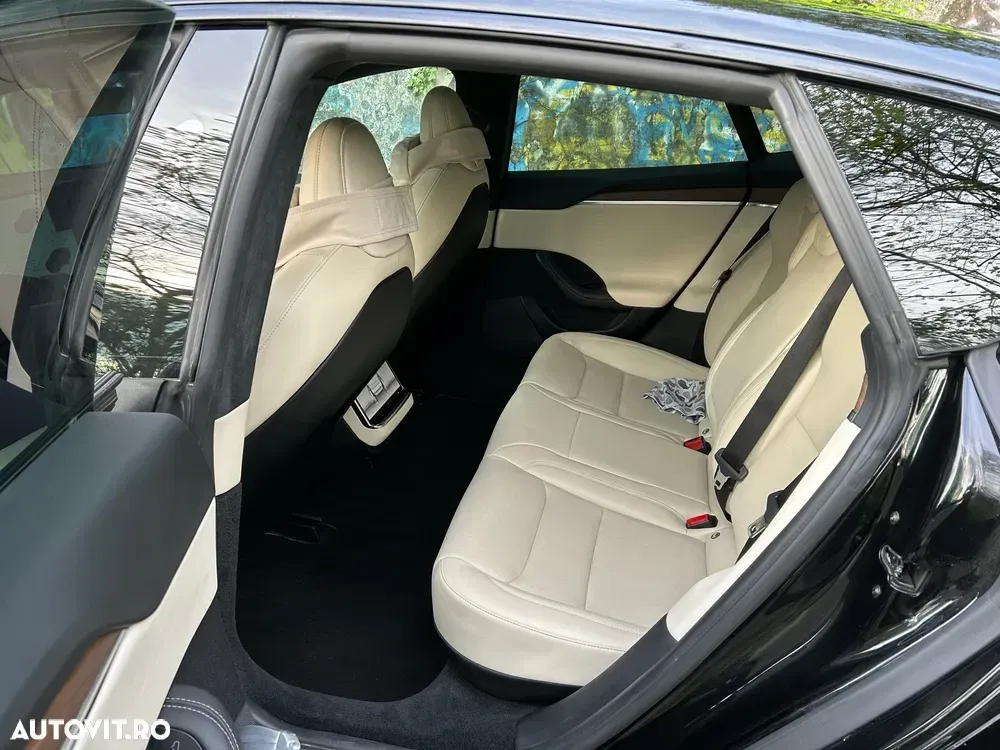 Tesla Model S Long Range — imagine 6