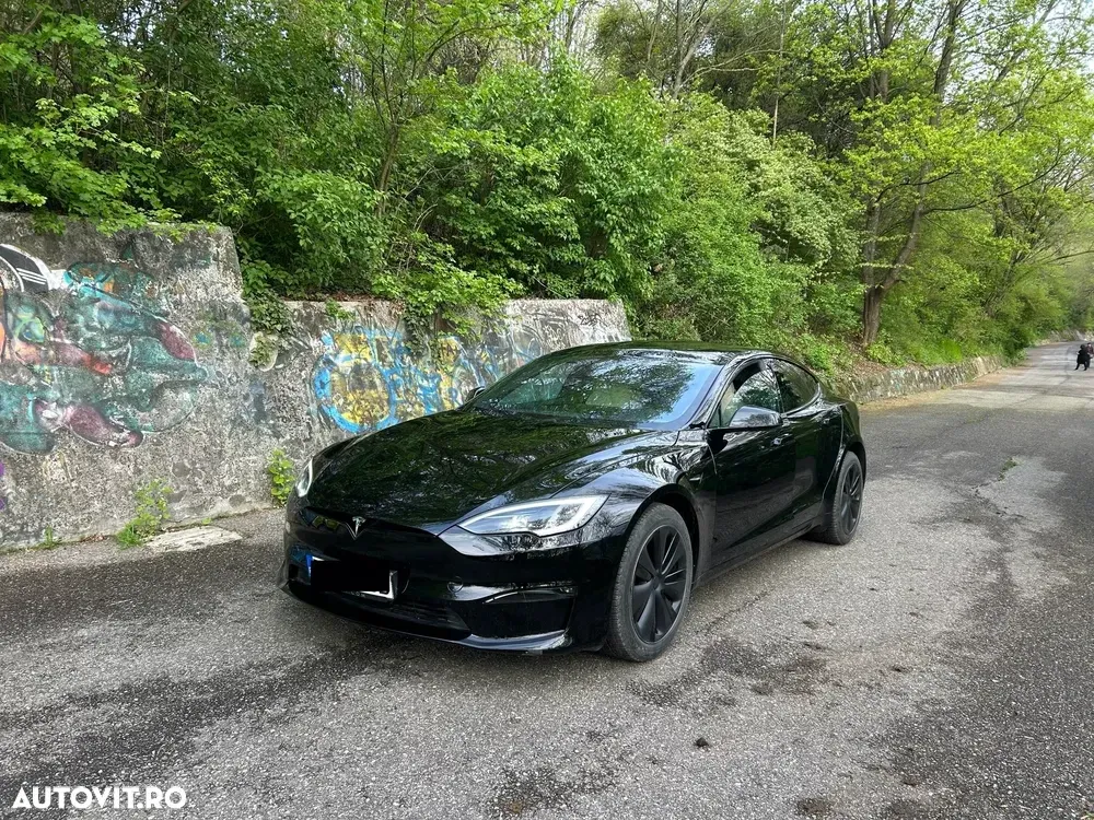 Tesla Model S Long Range — imagine 2