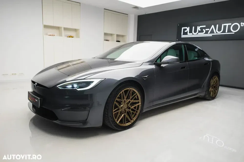 Tesla Model S — imagine 6
