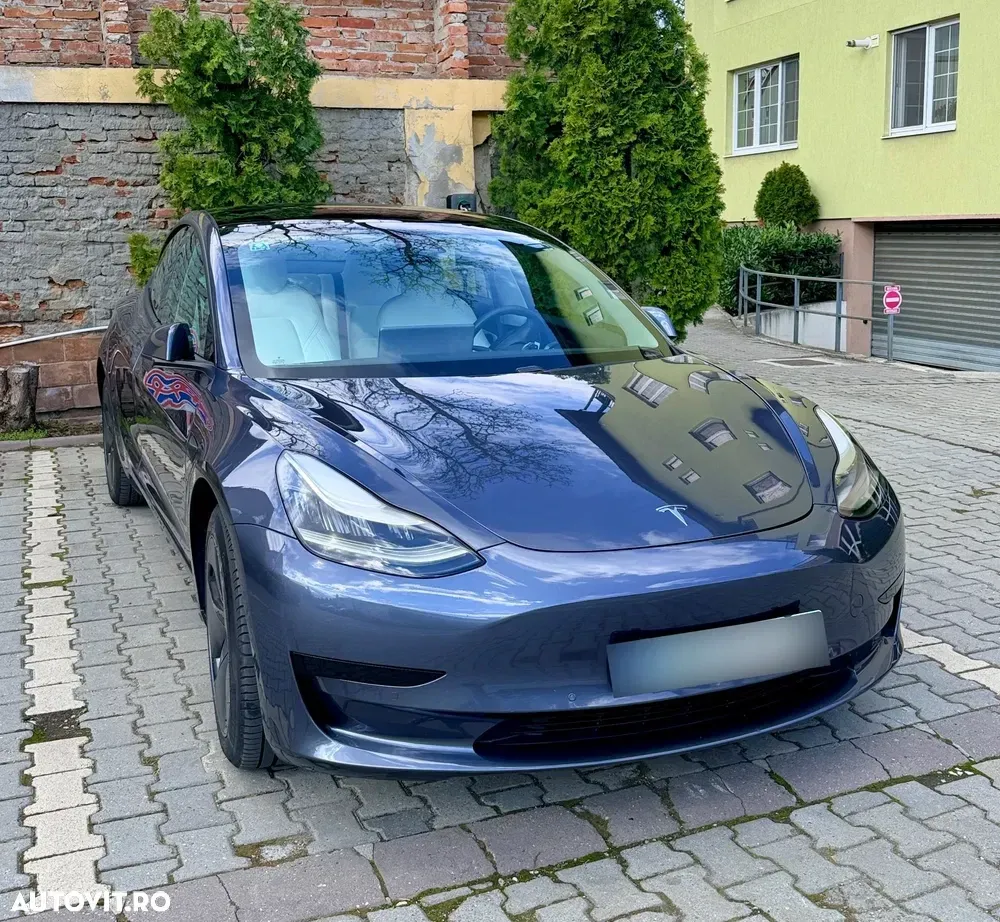 Tesla Model 3 Standard Reichweite Plus Hinterradantrieb — imagine 4