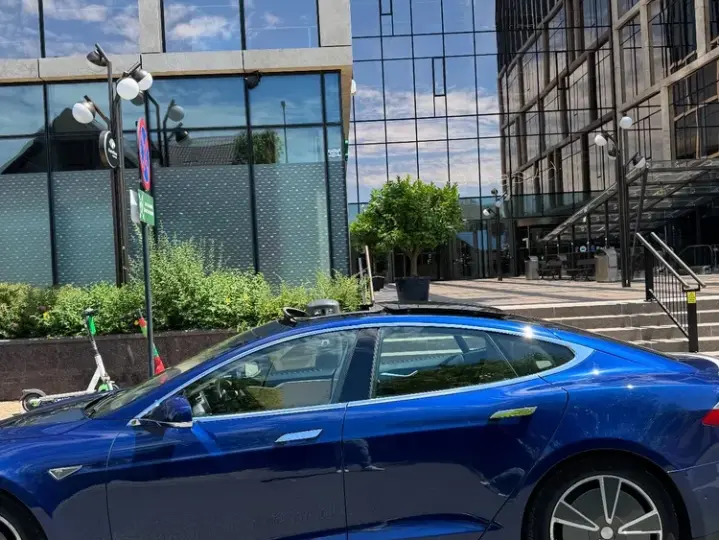 Tesla Model S