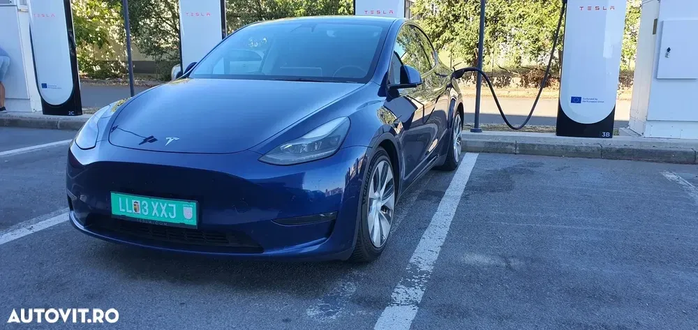 Tesla Model Y — imagine 2