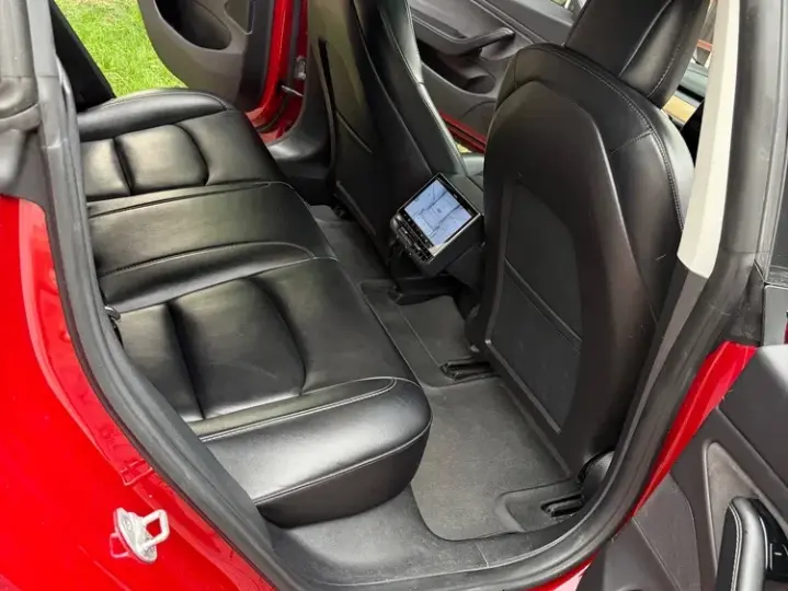 Tesla Model 3 Langstreckenbatterie Allradantrieb Dual Motor
