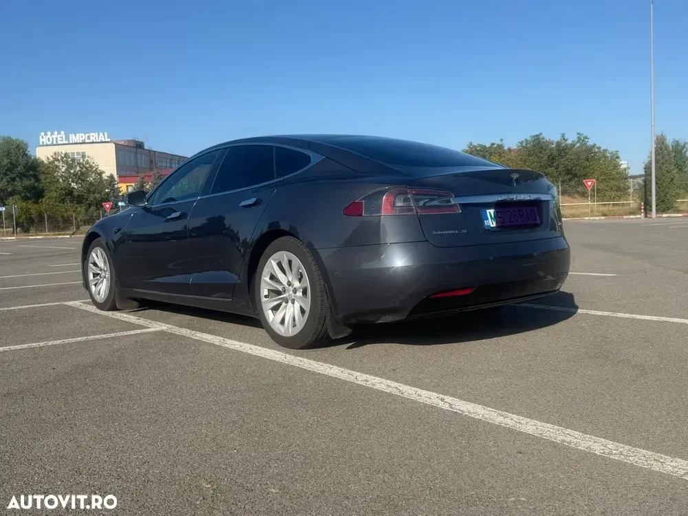 Tesla Model S — imagine 2