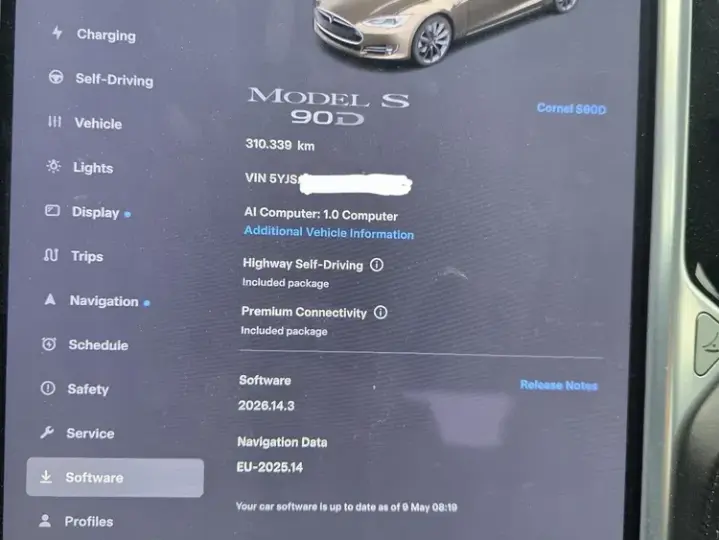 Tesla Model S 90D Allradantrieb Performance