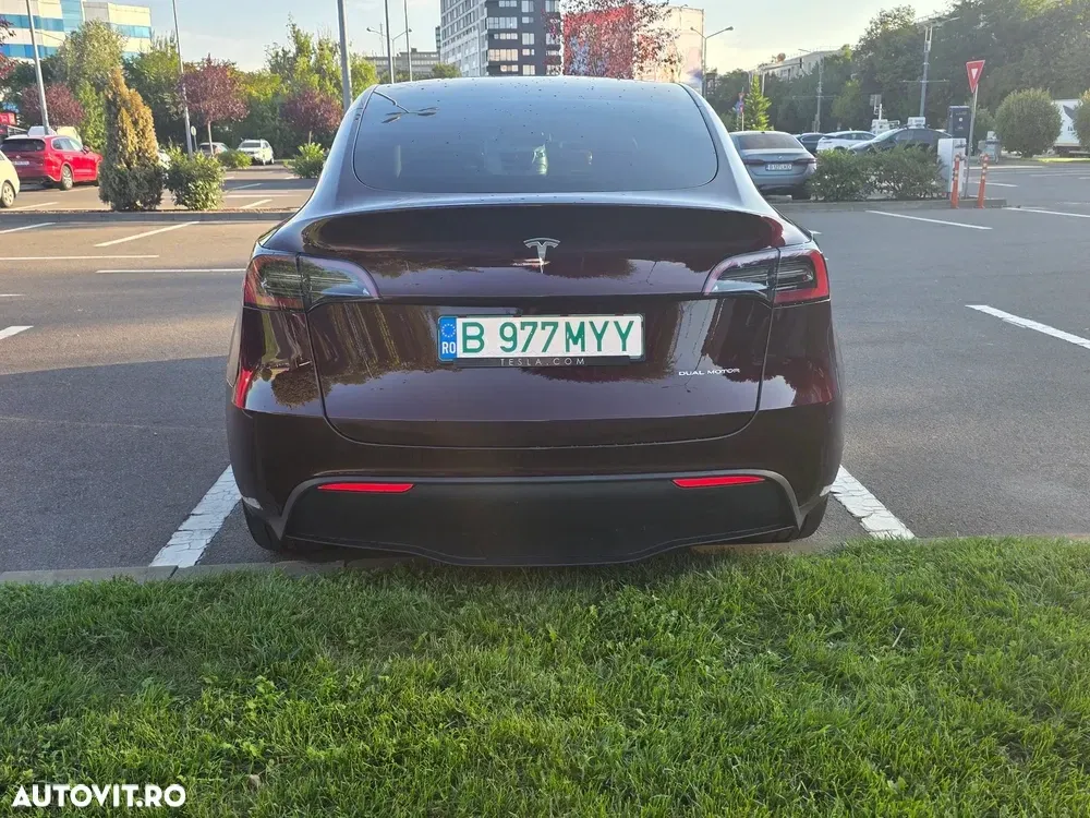 Tesla Model Y AWD Performance — imagine 4