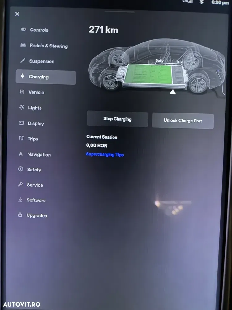Tesla Model S — imagine 4