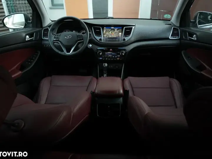 Hyundai Tucson III 2.0 CRDI 4WD Automatik Premium