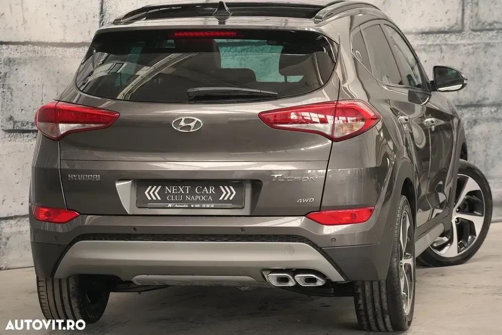 Hyundai Tucson III 2.0 CRDI 4WD 6AT Premium+ — imagine 3