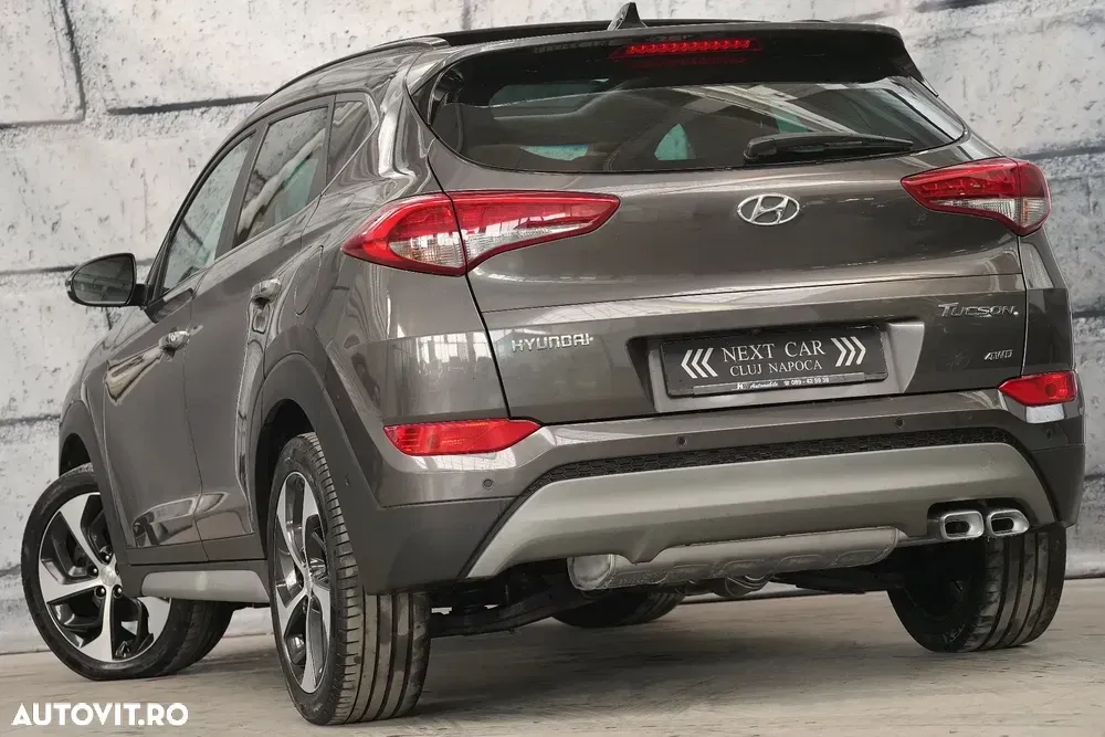 Hyundai Tucson III 2.0 CRDI 4WD 6AT Premium+ — imagine 4