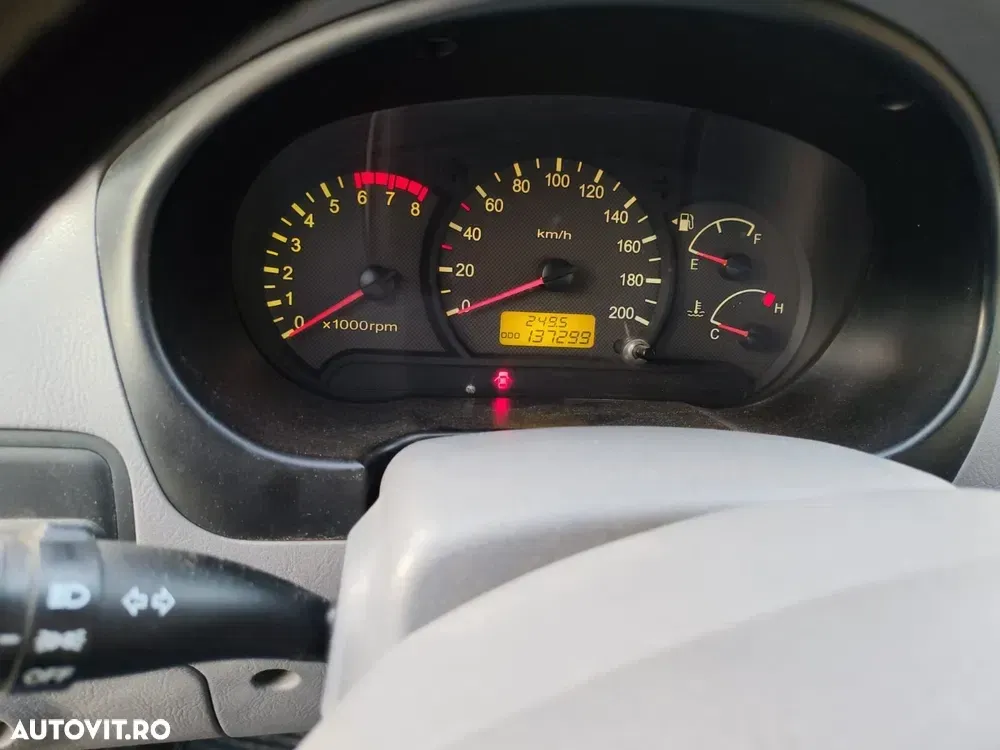 Hyundai Accent II — imagine 3