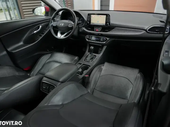 Hyundai i30 1.6 CRDI DCT Premium