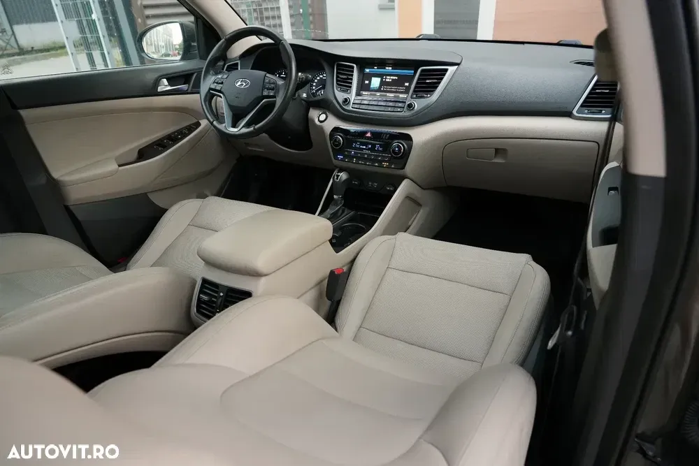 Hyundai Tucson III 2.0 CRDI 4WD 6AT Premium+ — imagine 6