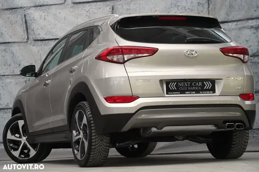 Hyundai Tucson III 2.0 CRDI 4WD 6AT Premium+ — imagine 4