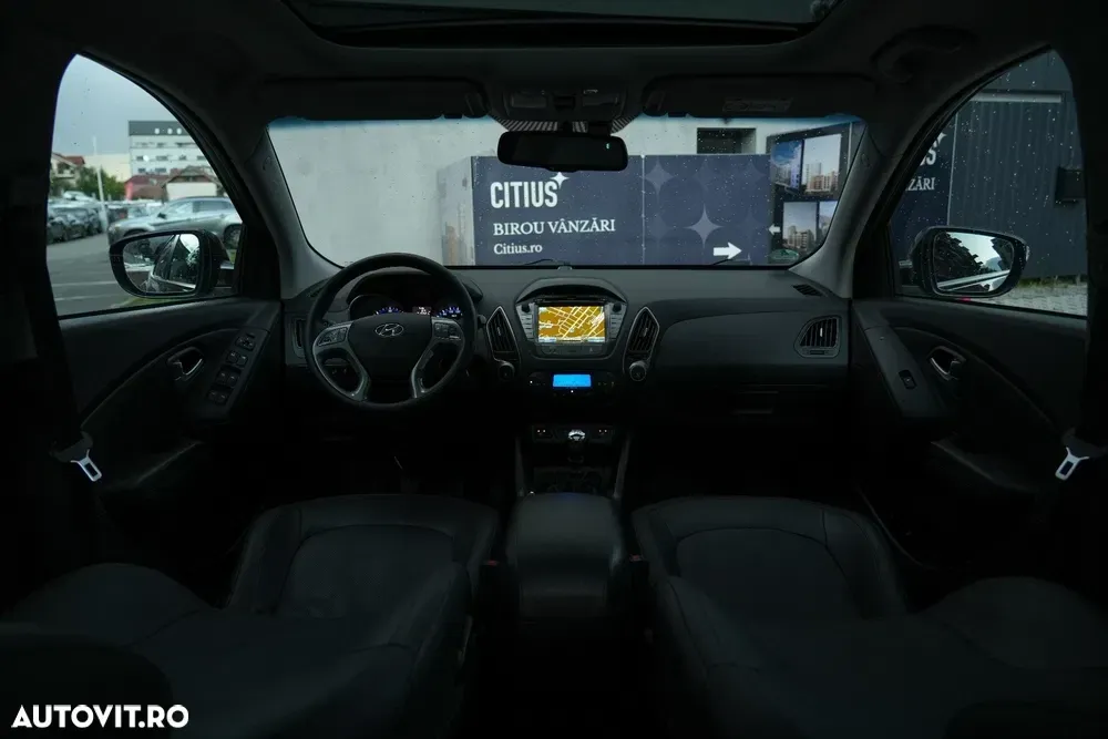 Hyundai ix35 2.0 CRDI 4WD Premium — imagine 4