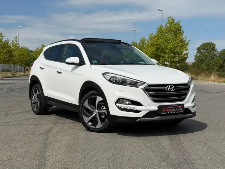 Hyundai Tucson III 2.0 CRDI 4WD 6AT Luxury+