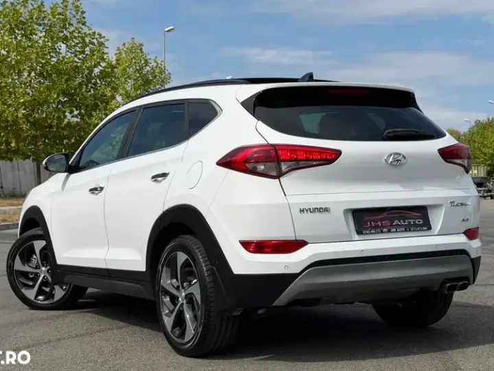 Hyundai Tucson III 2.0 CRDI 4WD 6AT Luxury+