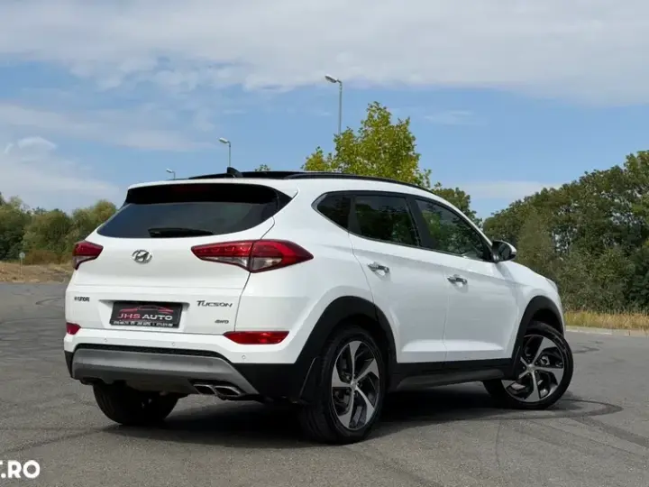 Hyundai Tucson III 2.0 CRDI 4WD 6AT Luxury+