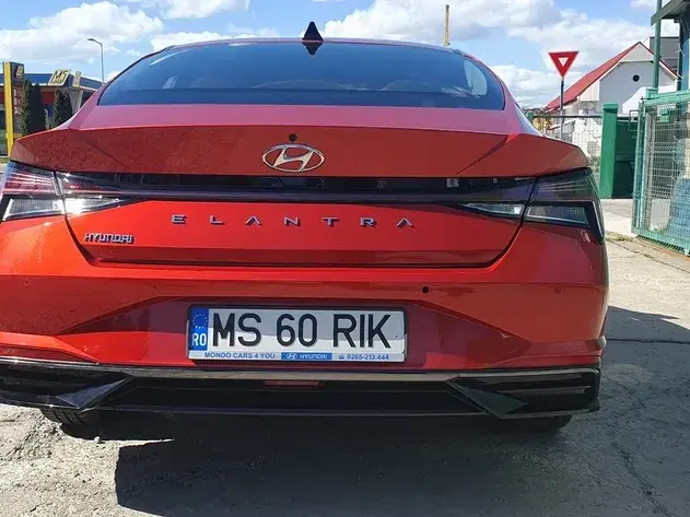 Hyundai Elantra VII 1.6 l 123 CP CVT Highway