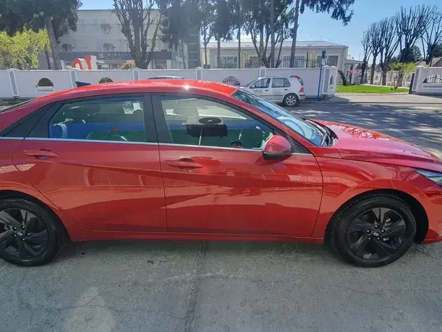 Hyundai Elantra VII 1.6 l 123 CP CVT Highway