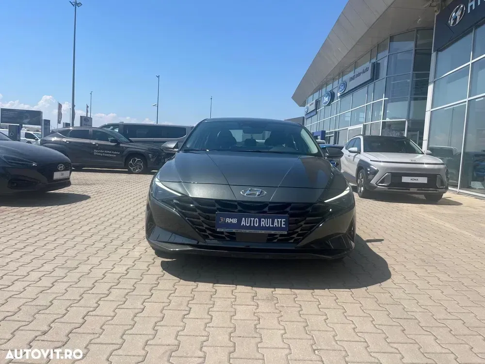 Hyundai Elantra 1.6 l 123 CP CVT Exclusive Navi — imagine 2
