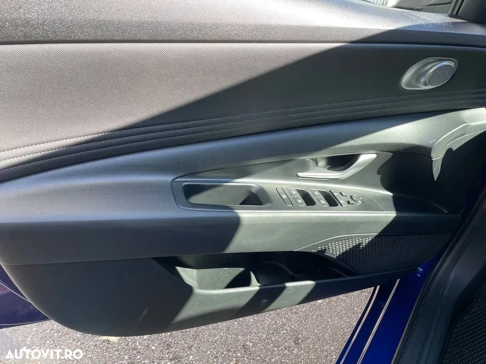 Hyundai Elantra VII 1.6 l 123 CP 6MT Highway — imagine 6