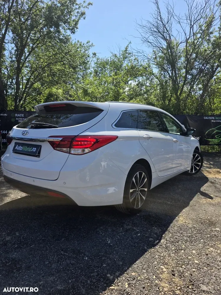 Hyundai i40 1.7 CRDI CW 7DCT ISG Supreme Pack+ — imagine 3