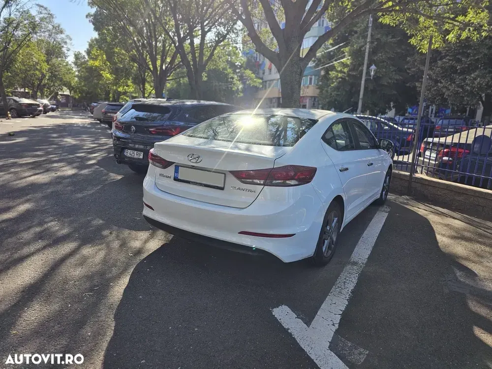 Hyundai Elantra VI 1.6 MPi Highway — imagine 3