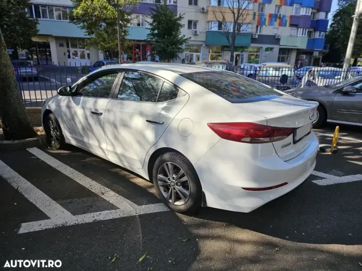 Hyundai Elantra VI 1.6 MPi Highway