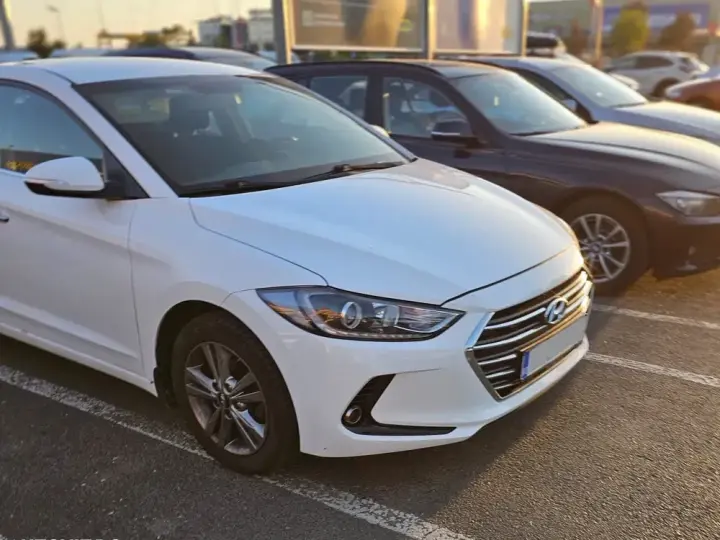 Hyundai Elantra VI 1.6 MPi Highway